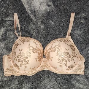 Victoria's Secret Dream Angels Blush Bra with Gold Floral Embroidery